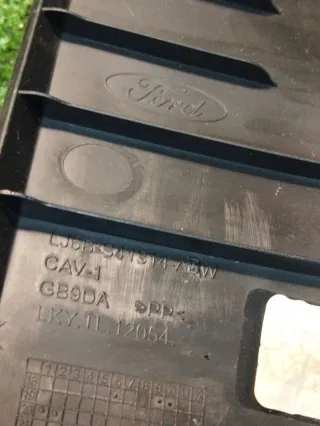 LJ6BS41314,LJ6BS424B37,LJ6BS42324 Обшивка крышки багажника Ford Escape 4 Арт 97158084, вид 6