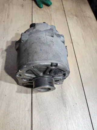 057903015B,LR1190945 Генератор Audi Q7 4M Арт 034709, вид 4