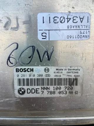 7788053,0281010300 Блок управления двигателем BMW 3 E46 Арт 97160087, вид 2