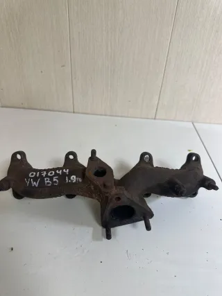 028253033AG Коллектор выпускной Volkswagen Passat B5 Арт 97160426