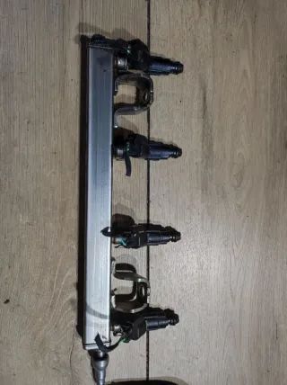 4M5G9D280DB,L81113150A,070501C Топливная рампа  Ford Focus 2 Арт 034722, вид 2