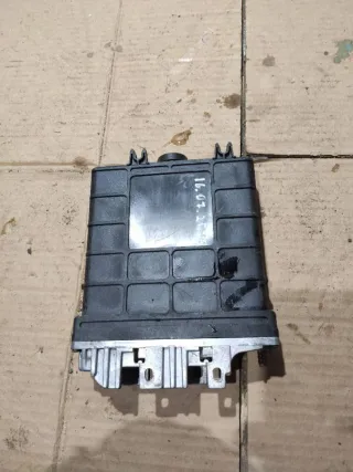 028906021B Блок управления двигателем Volkswagen Passat B4 Арт 97161933, вид 1