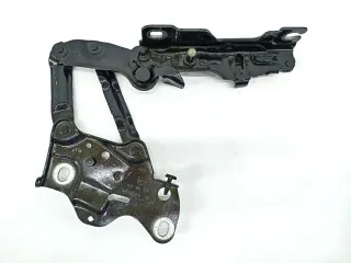 7418201 Петля капота левая BMW X5 M  F95 (в наличии) Арт 010979