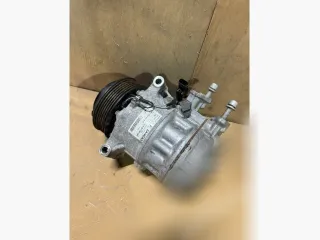 A0008303902 Компрессор кондиционера Mercedes C W205 Арт 53724185, вид 1