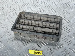 64228391346, 8391346 Решетка вентиляции кузова BMW 5 E39 Арт 04685, вид 1
