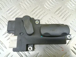 6922A114 Кнопка регулировки сидения Mitsubishi Pajero Sport 3 Арт 203586, вид 1