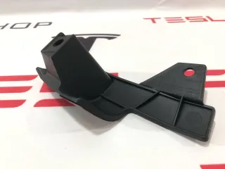 1074903-00-C,1071939-00-C Кронштейн крепления бампера Tesla model S Арт 99478364, вид 1