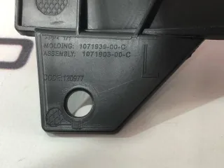 1074903-00-C,1071939-00-C Кронштейн крепления бампера Tesla model S Арт 99478364, вид 5