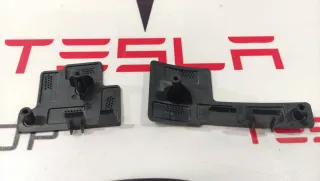 1588186-01-A,1588188-02-A Кронштейн крепления фары противотуманной левой Tesla model X Арт 99478270