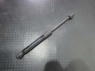 7465417 Амортизатор стекла багажника BMW 5 F10/F11/GT F07 Арт 71129, вид 1