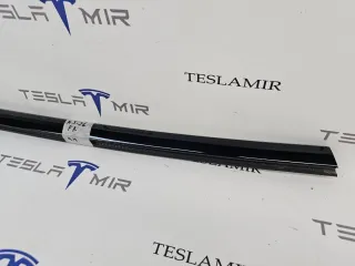 1873552-22 Молдинг двери передней правой Tesla model S Арт 33117, вид 3