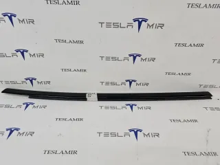 1873554-22 Молдинг двери задней правой Tesla model S Арт 33116, вид 1