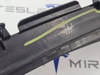 1564699-00 Заглушка (решетка) в бампер Tesla model S Арт 33056, вид 2
