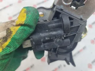 4F5827505D Замок крышки багажника Volkswagen Passat B6 Арт 73295980, вид 2