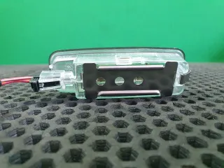 4E0 947 105A Фонарь салона (плафон) Audi A6 C6 (S6,RS6) Арт 97178365, вид 2