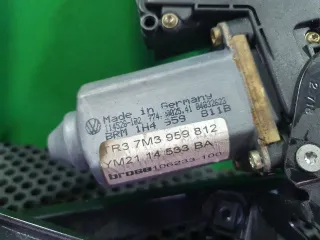 7M3 959 812, YM21 14 533  BA, 7M3 839 402 Стеклоподъемник электрический задний правый Seat Alhambra 1 restailing Арт 97178446, вид 3