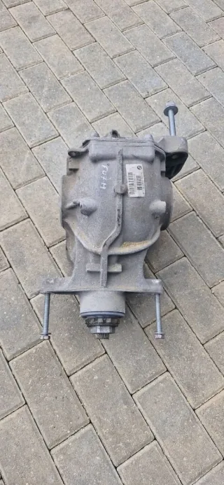 33107630832,7630832,33107630833,7630833 Редуктор заднего моста BMW 6 F06/F12/F13 Арт 011776, вид 1