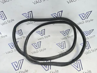 561823723 Уплотнитель капота Volkswagen Passat USA Арт 11273, вид 1