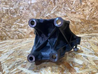 04L131159C Кронштейн Audi Q5 2 Арт 39370809, вид 3