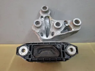 84382027 Подушка крепления КПП Chevrolet  Traverse Арт 321134, вид 1