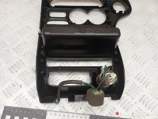 8474129050,8474229050 Накладка декоративная центральной консоли Hyundai Lantra 2 Арт A30513, вид 6