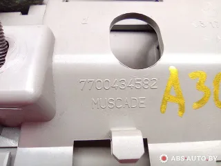 7700434582,7700835151,7700832029,7700430553,96176210,7700433411 Фонарь салона (плафон) Renault Scenic 1 Арт A30222, вид 6