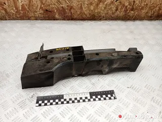 7700428472,7700428473 кронштейн крепления бампера заднего Renault Scenic 1 Арт A30144, вид 2