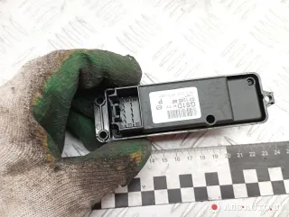 GS1D66370,03124600 Кнопка стеклоподъемника переднего правого Mazda 6 2 Арт A30100_1, вид 4
