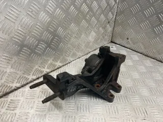  Кронштейн генератора Ford Mondeo 2 Арт A0188355, вид 4