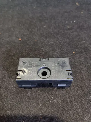 4F0035570 Усилитель антенны Audi A6 C6 (S6,RS6) Арт 97217366, вид 2