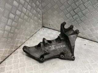 8200115762 Кронштейн генератора Volvo V40 1 Арт A0190436