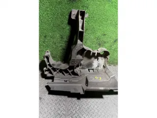 8200137495 Крепление фары левой Renault Megane 2 Арт 58908, вид 3