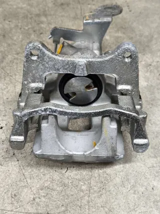 1064001723,0204Y06007 Суппорт задний правый Geely Emgrand EC 7 Арт 29130, вид 3