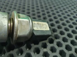 057 130 764E, 0 281 002 856, 180725187357 Датчик давления топлива Volkswagen Phaeton Арт 97826686, вид 4