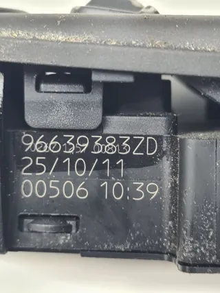 Блок управления стеклоподъемниками Citroen C4 Picasso 1 2007г. 96639383ZD - Фото 5