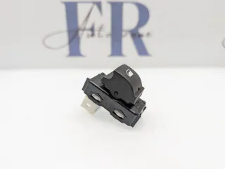 96762292ZD Кнопка стеклоподъемника переднего правого Citroen C4 Picasso 2 Арт A4450248