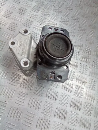 9636583980,9636545880,996820267805 Подушка двигателя Peugeot 3008 1 Арт 97940779, вид 5