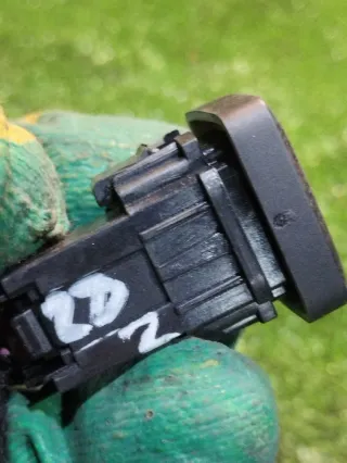 FR3T18B514 Кнопка открытия багажника Ford Mustang 6 Арт 97943612, вид 3