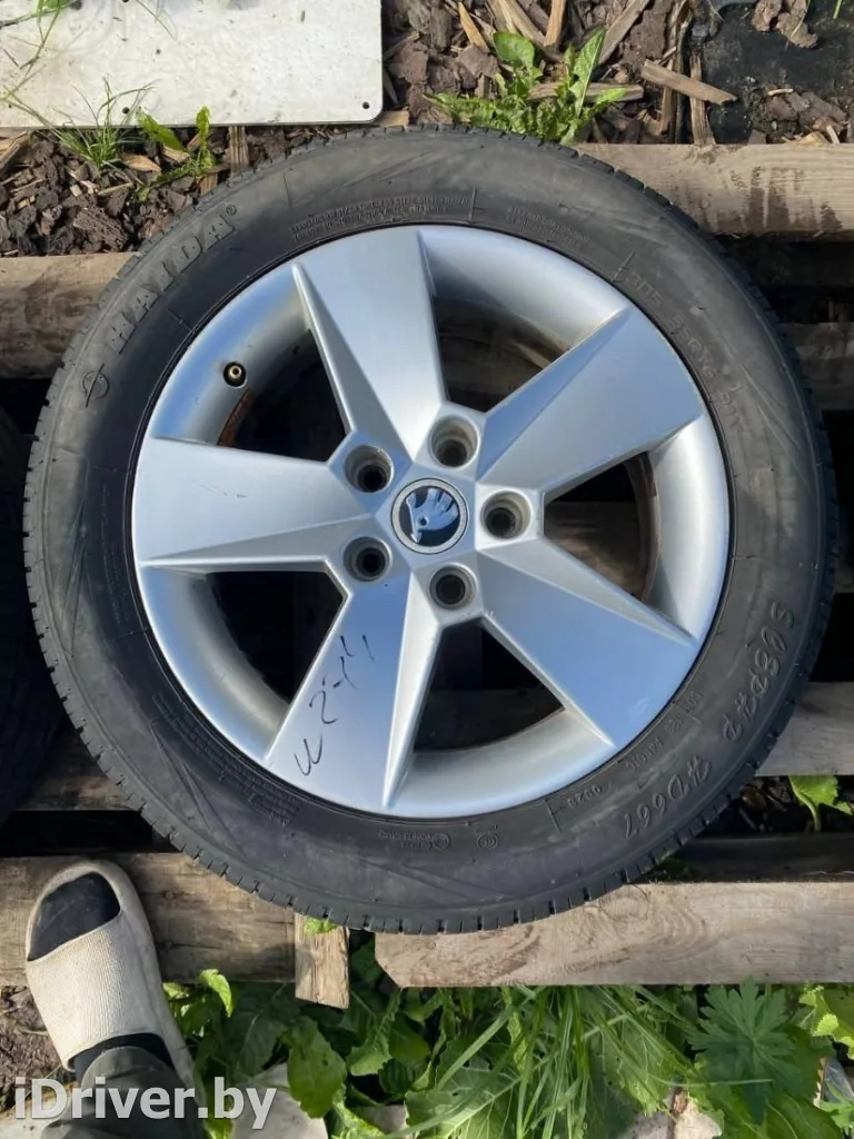 5E0601025H Диск литой R16 5x112 ET40 к Skoda Octavia A7 Арт 97943987
