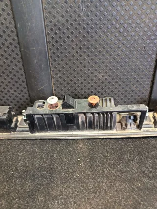 8E0827574C Кнопка открытия багажника Audi A6 C6 (S6,RS6) Арт 97945078, вид 6