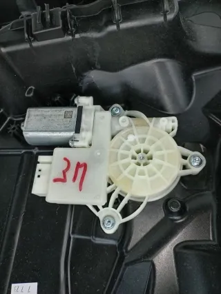 9450786, 9450072 Стеклоподъемник правый задний BMW X5 G05  (в наличии) Арт 011531, вид 3