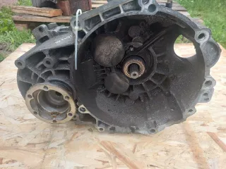JLU КПП механическая (МКПП) 5-ступенчатая Volkswagen Passat B6 Арт 1052, вид 3