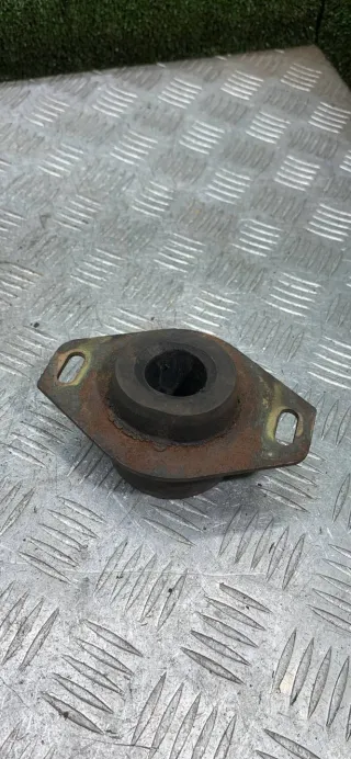  Подушка крепления КПП левая Citroen Xantia  Арт 99081, вид 2