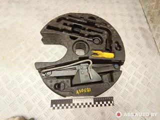 9648614580,9649243380,9676717380,9656869080,9682008180,9651013180 Домкрат Citroen C5 2 Арт A30581, вид 2