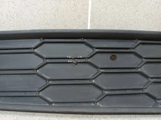 60U807682A Решетка в бампер правая Skoda Rapid Арт 50899, вид 2