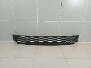 60U853677A9B9 Решетка в бампер центральная Skoda Rapid Арт 82593, вид 1