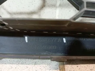 60U853677A9B9 Решетка в бампер центральная Skoda Rapid Арт 82593, вид 11