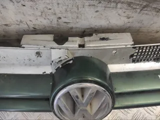 1j0853653c Решетка радиатора Volkswagen Golf 4 Арт 90699, вид 4