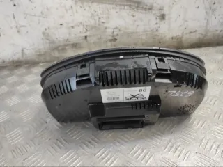 1k0920853q Щиток приборов (приборная панель) Volkswagen Golf 3 Арт 90922, вид 3