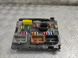 9659275580 Блок предохранителей Peugeot 307 Арт 90972, вид 1